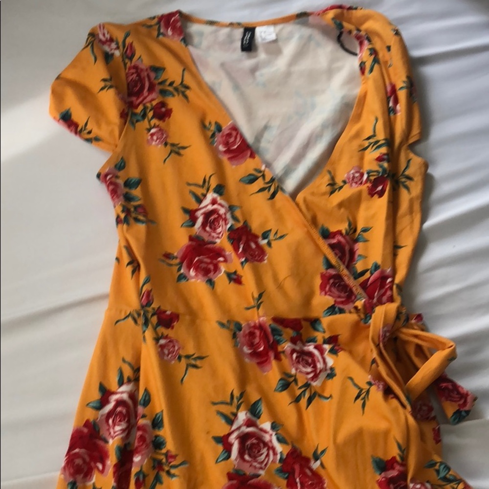 Sundress deep v